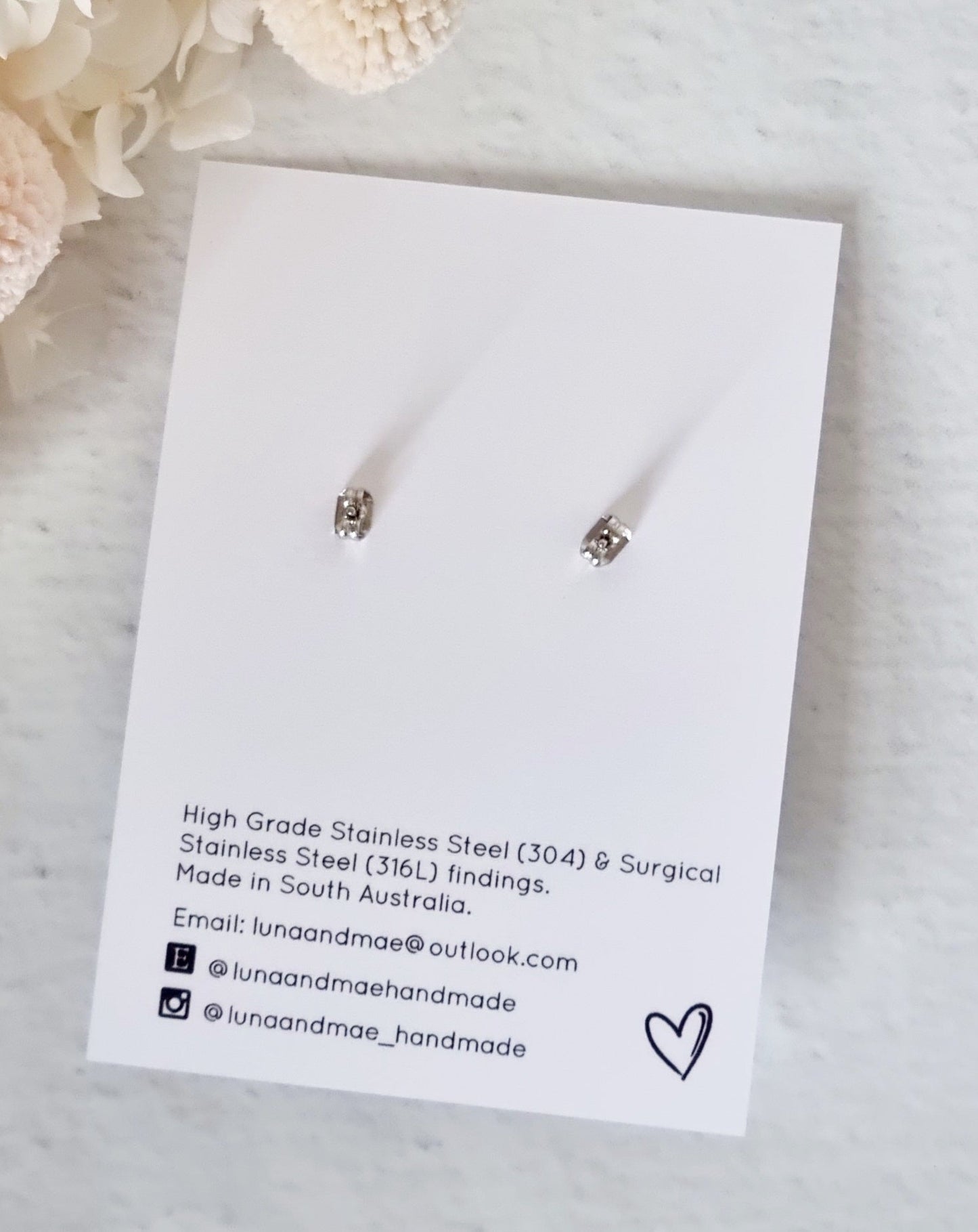 Daisy Hot Pink Dangle - Luna + Mae