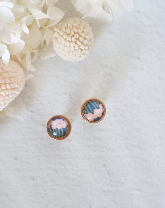 Bezel Pink Tulip Rose Gold Stud - Luna + Mae